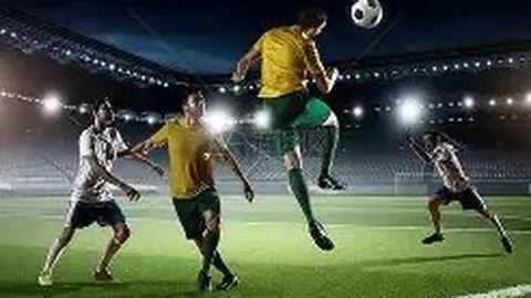 阿根廷足球再现传奇兄弟情！时隔14年，麦卡利斯特兄弟携手闪耀绿茵场！