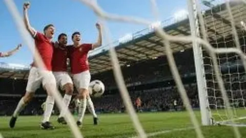 英超积分榜风云变幻：曼联利物浦四强紧咬，仅6分差距战成平手！