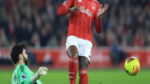 卡马拉独占数据之巅，全场狂揽45分荣膺最高分，高效贡献20分10板6助1断2帽！